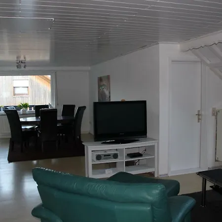 Abersfelder Mit Balkon Apartman Wildflecken