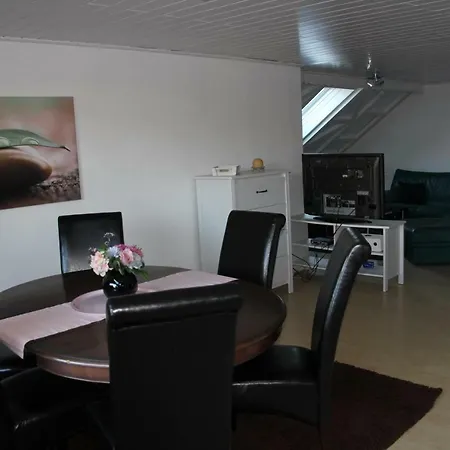 Abersfelder Mit Balkon Apartman *